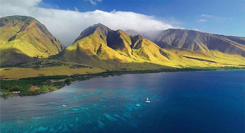 olowalu snorkeling west-maui